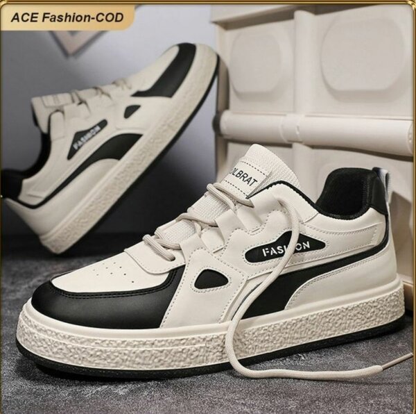 Men's Black & White Sneaker