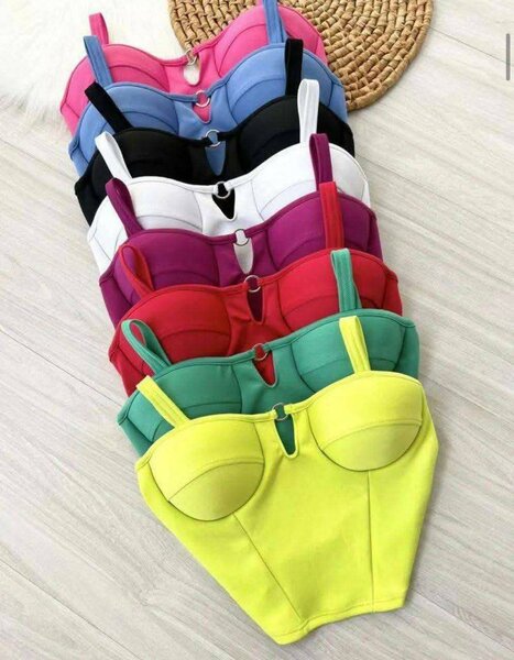 Débardeurs femme en couleurs