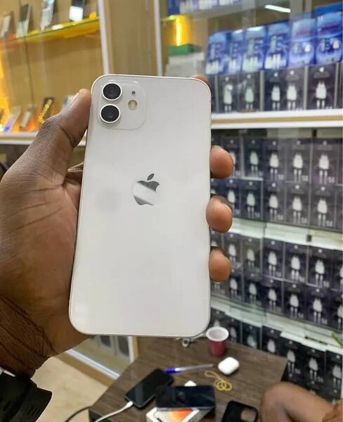 iPhone 11 Blanc 128 Go