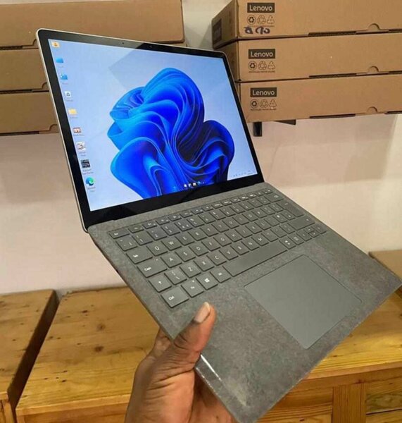 Ordinateur portable Lenovo