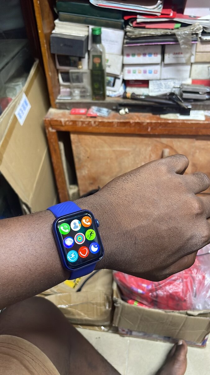 MONTRE CONNECTÉE (SONNES)