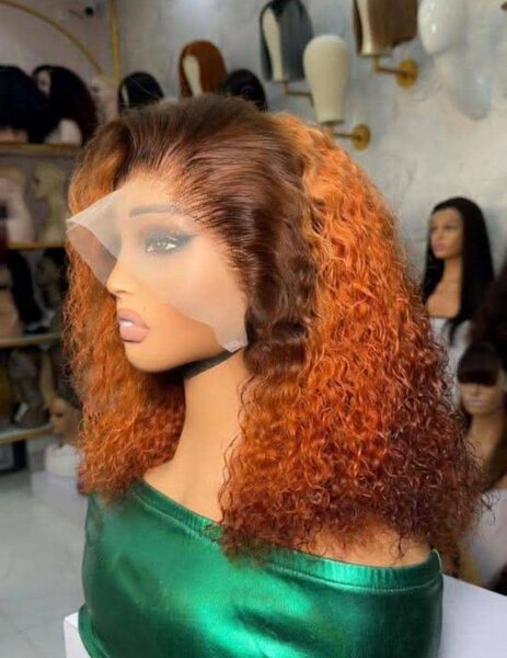 Perruque en Dentelle taille 16