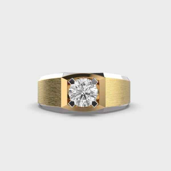 Ladies engagement ring