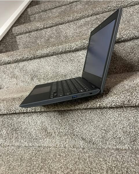 Lenovo 100e(mini Laptop)