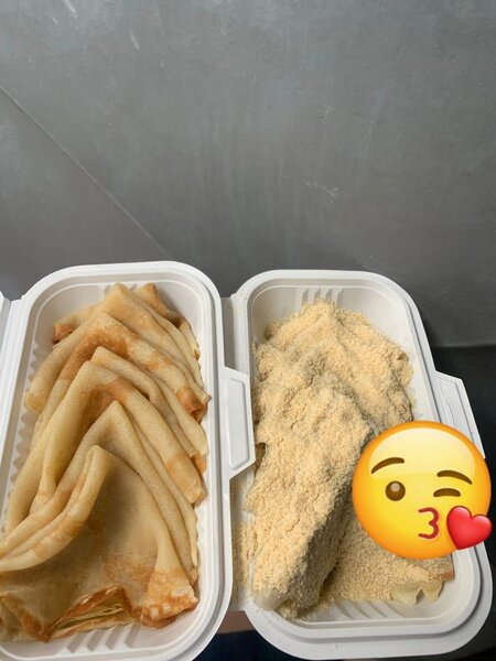 Crêpes fraîches et poudre