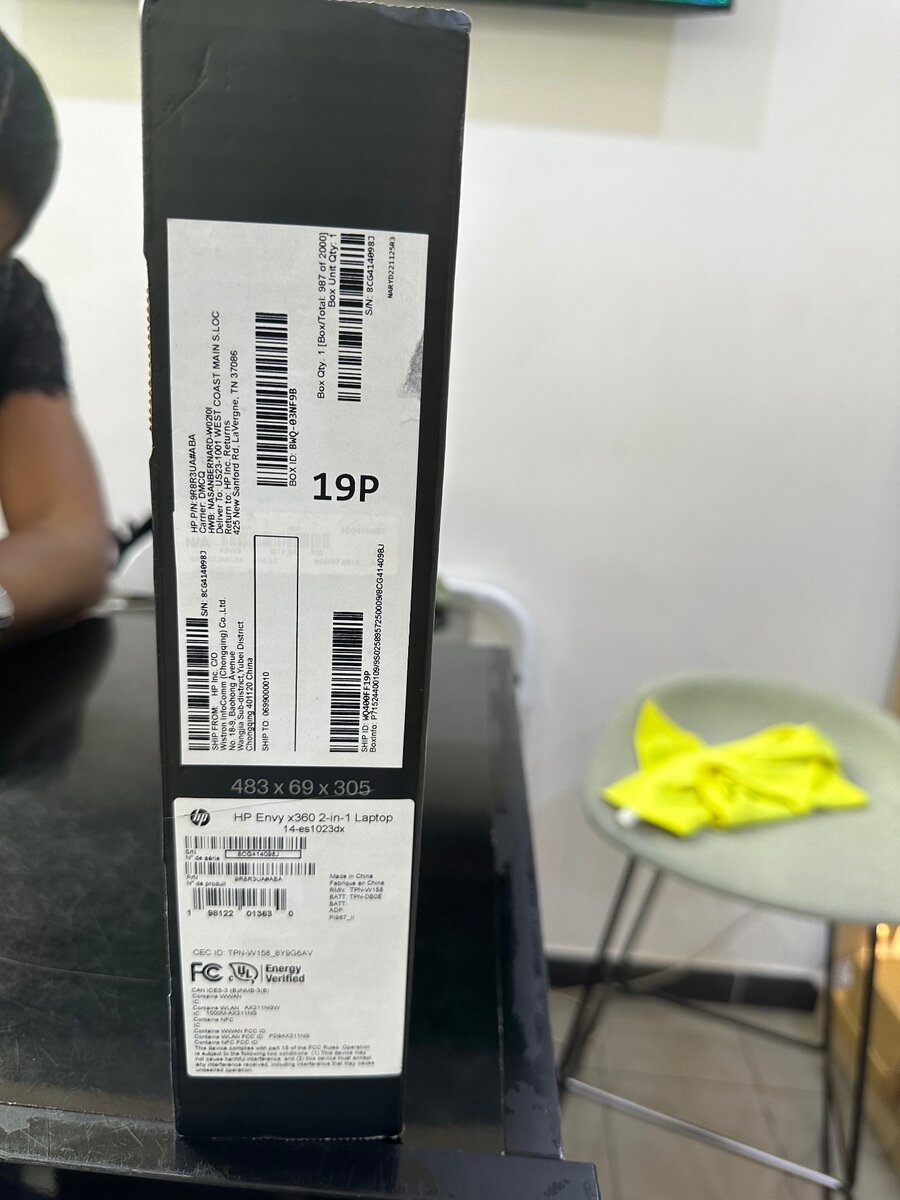 HP Envy x360 2-in-1 Laptop 14-es1023dx