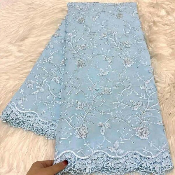 Tissus en dentelle élégants