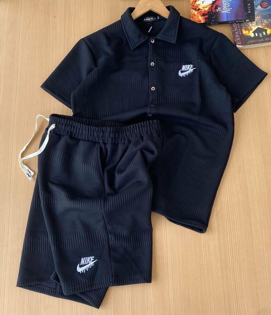 QUALITY TOP AND DOWN OUTWEAR