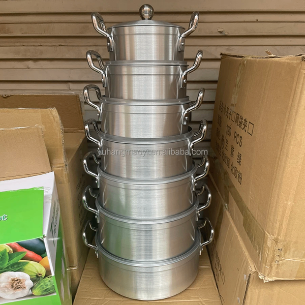 Batterie de cuisine en aluminium 7 pièces