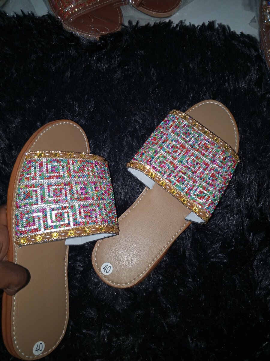 Sandales perlées du Sénégal