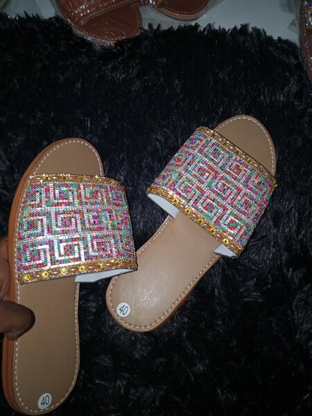 Sandales perlées du Sénégal