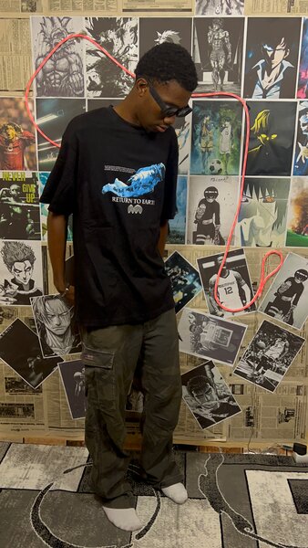 T-shirt Imprimé "Return to Earth"