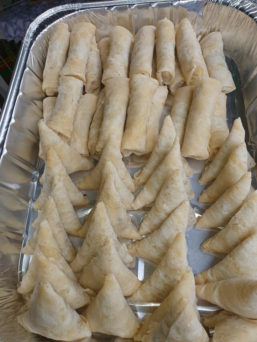 Frozen samosa and spring roll