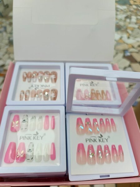 Ongles artificiels Pink Key