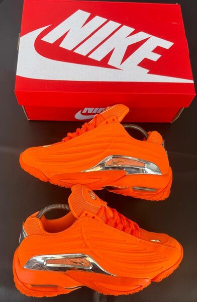 Nike Sneakers Orange Bling