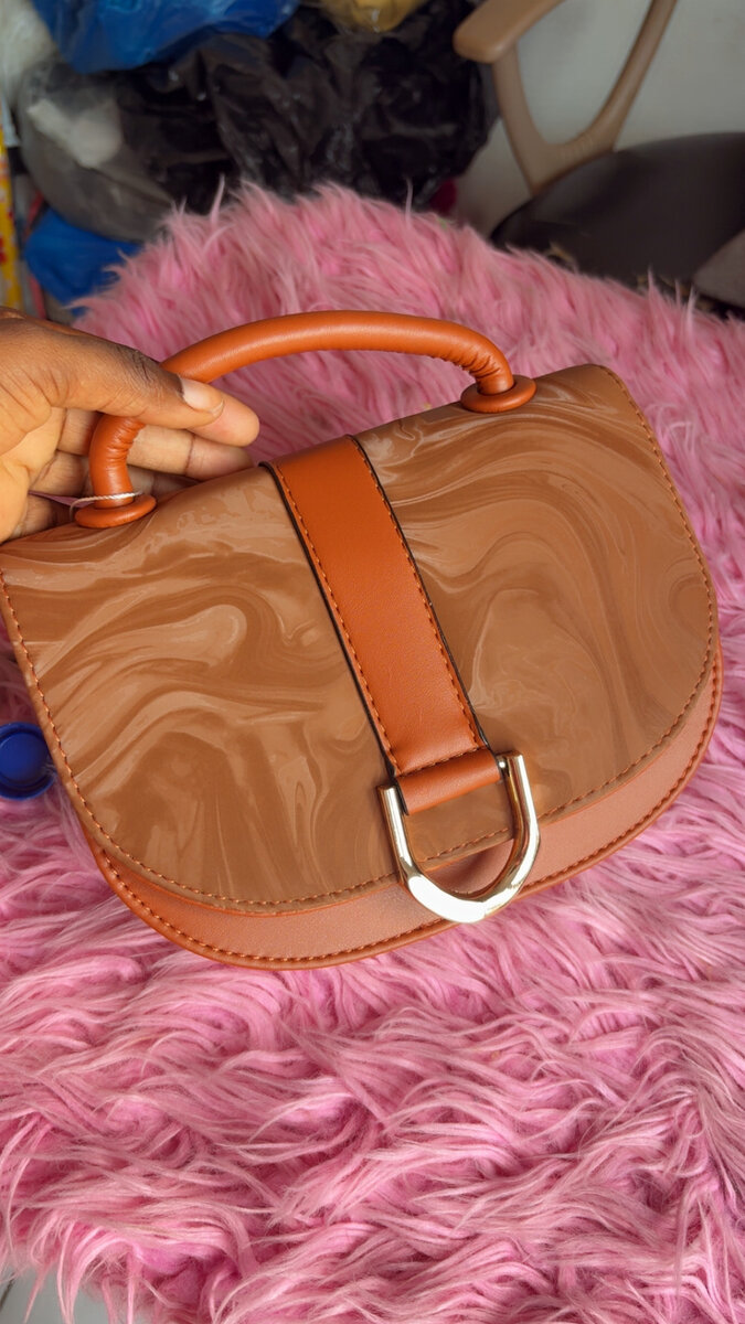 Sac à main élégant en cuir