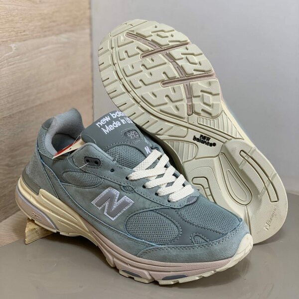 New balance 993