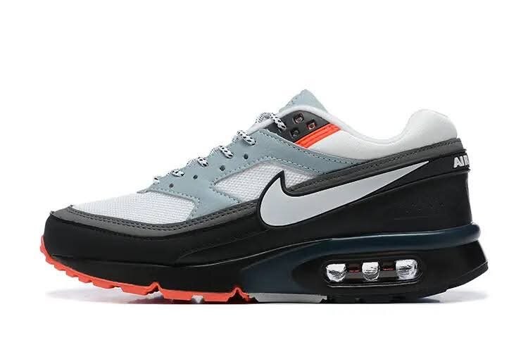 Baskets Nike Air Max BW Ultra.