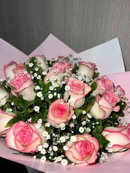Bouquet de roses roses