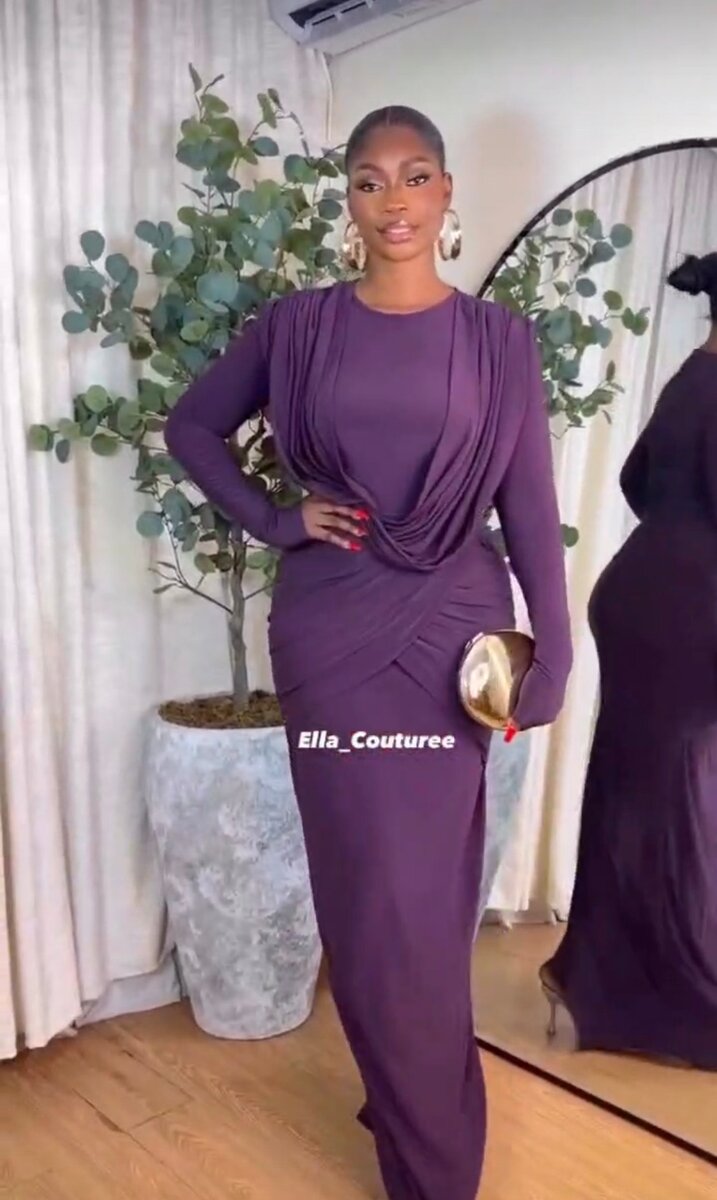 Robe longue drapée élégante