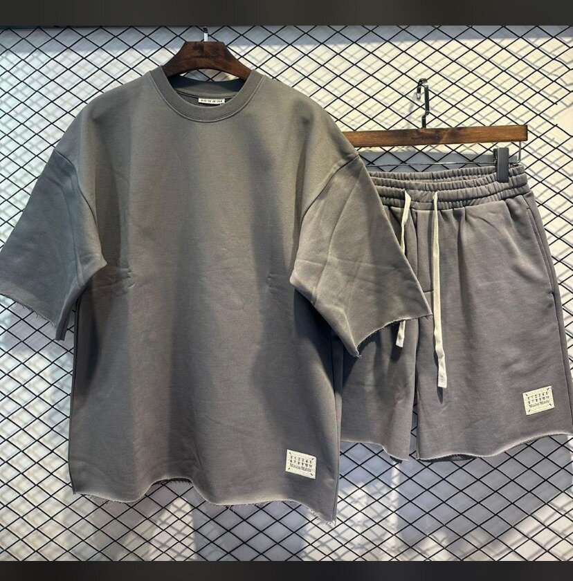 Ensemble T-shirt et Short Confortable