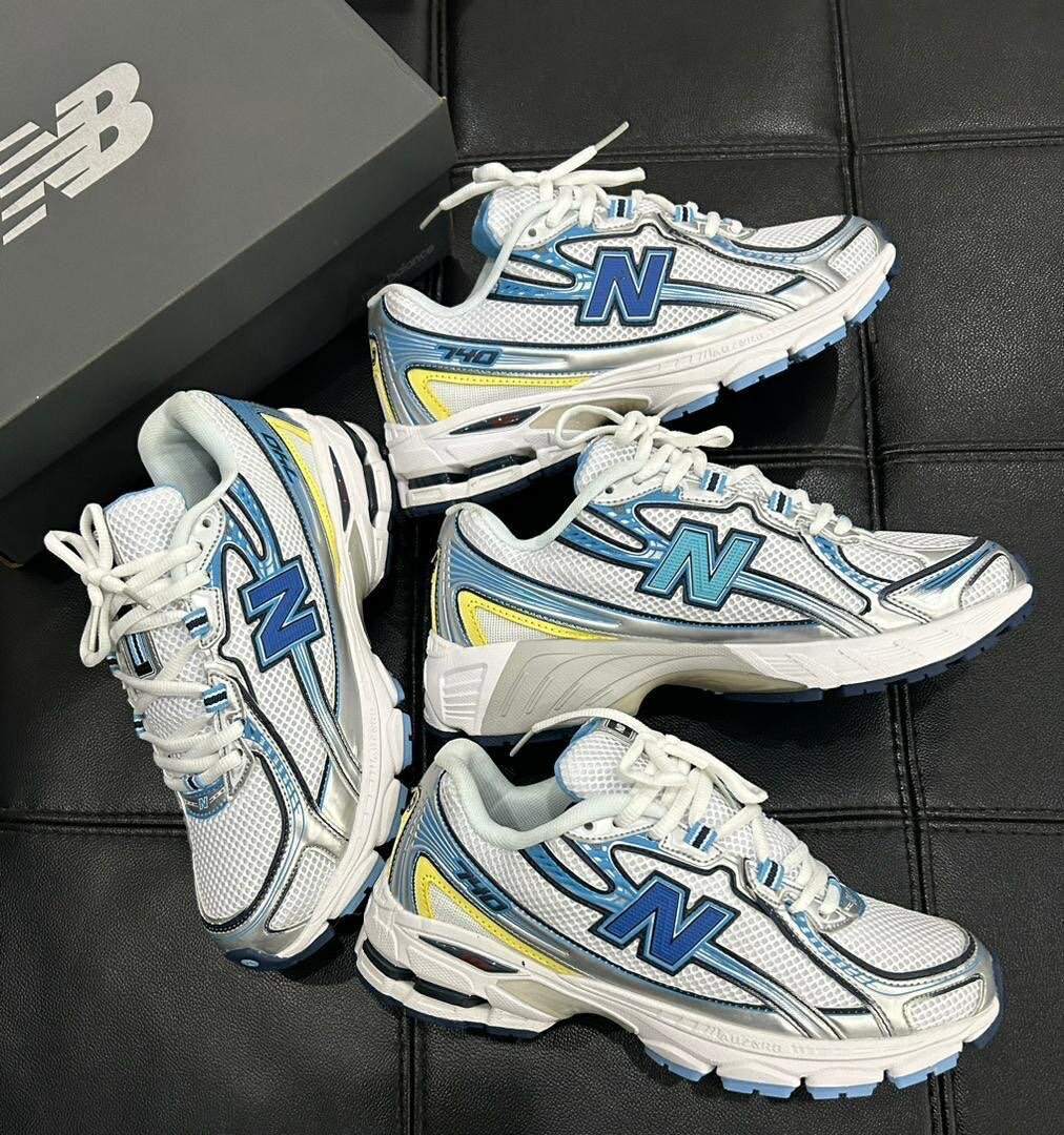 NEW BALANCE 740