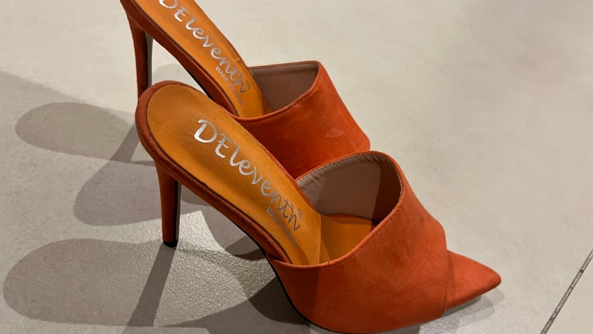 Mules élégantes à talons