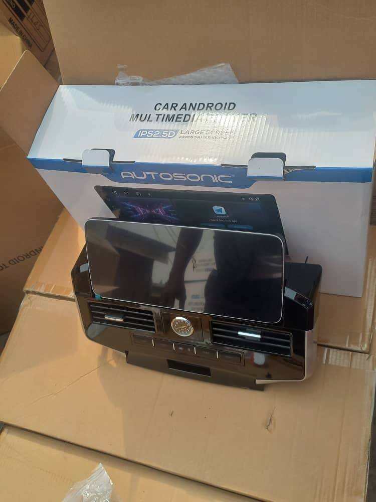 Toyota LandCruiser dash top