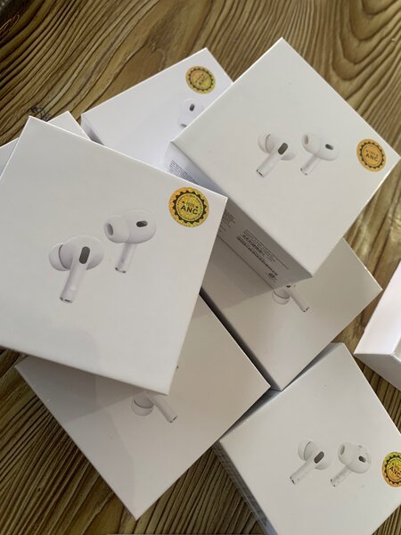 AirPods Pro 2s
