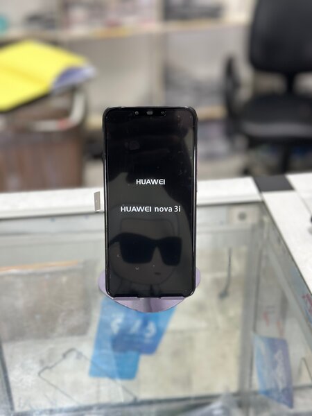 HUAWEI nova 3i (128Gb/6Ram)