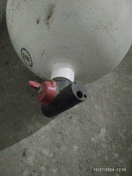 CNG cylinder Mehran geniune