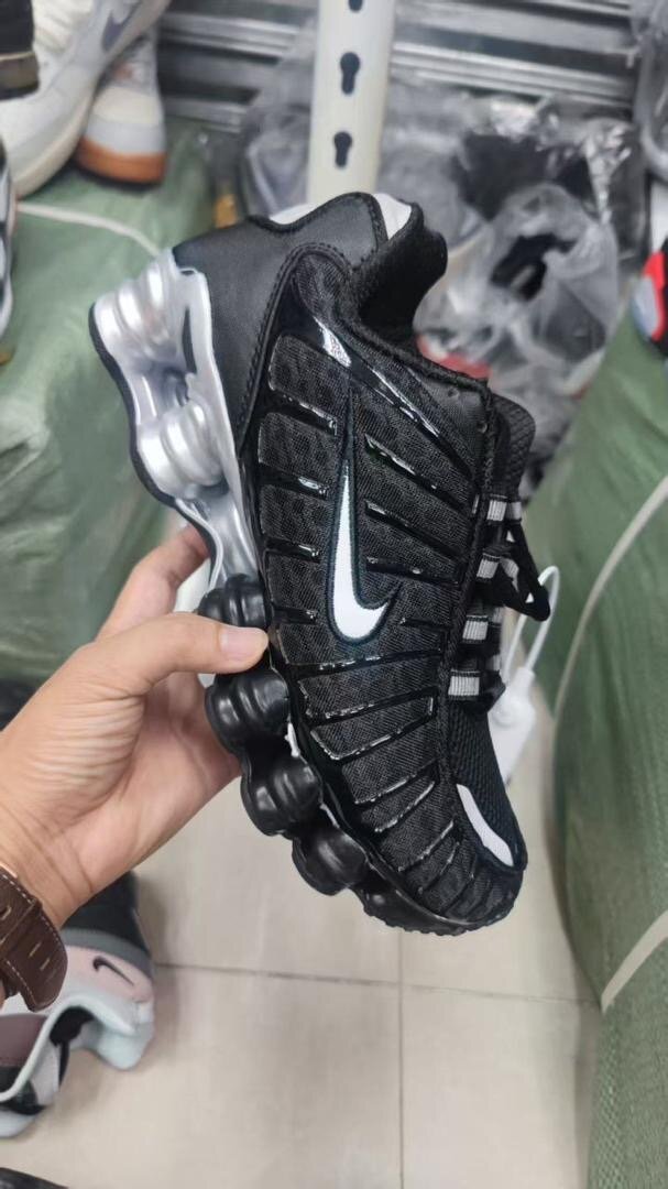 Baskets running air Nike