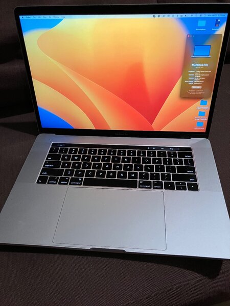 2017 Apple MacBook Pro with 15 inch display