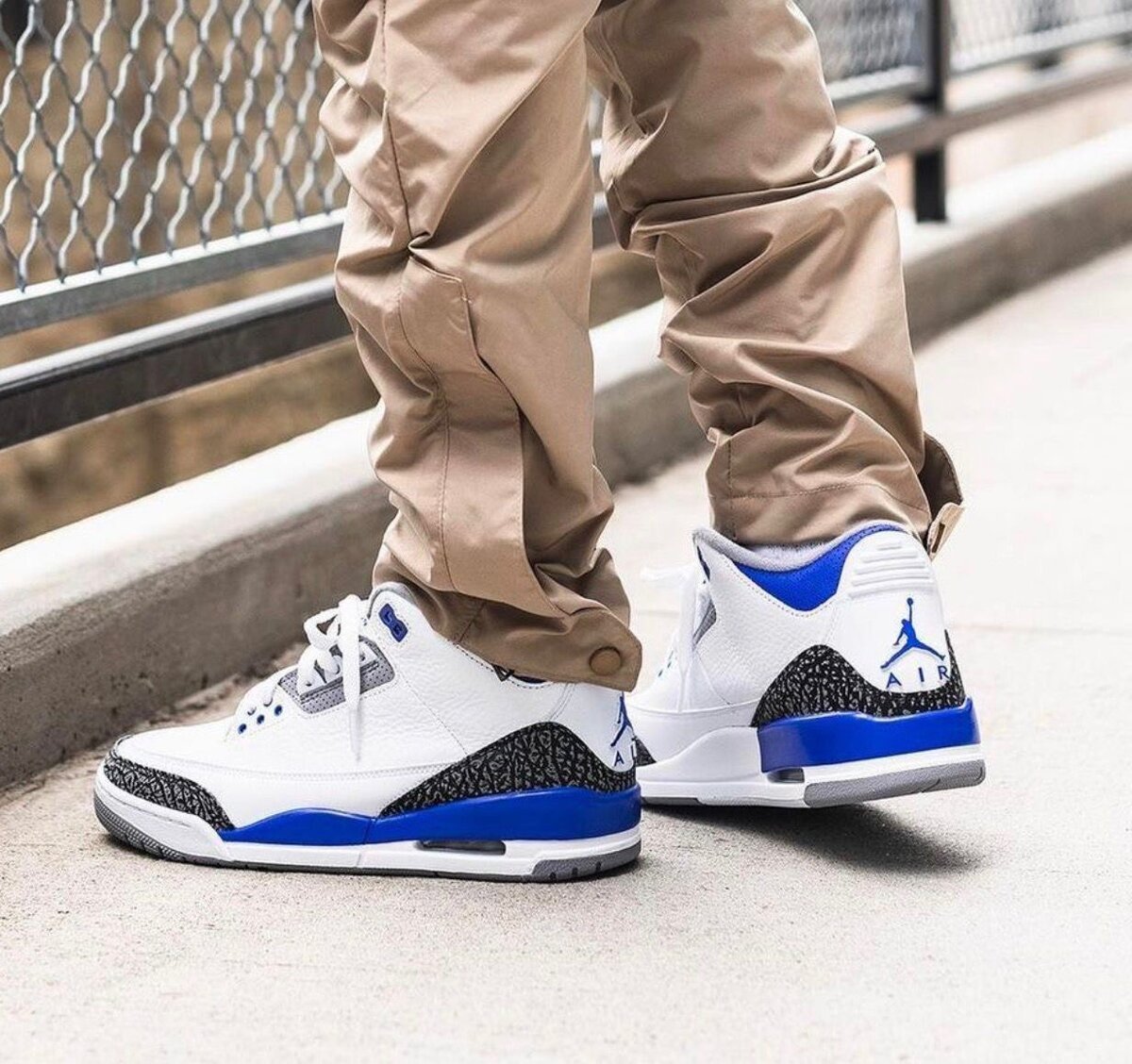 Baskets Air Jordan 3 Blanc/Bleu
