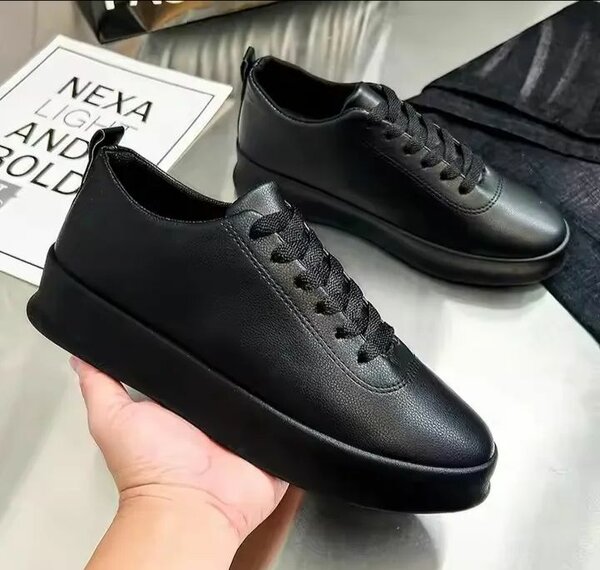 Chaussures noires élégantes