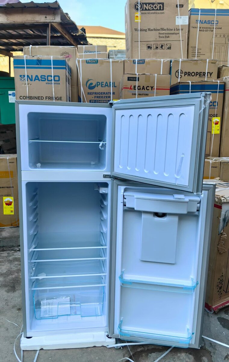 Nasco top freezer fridge Model no NASF2-250FLD 210 Liters ca