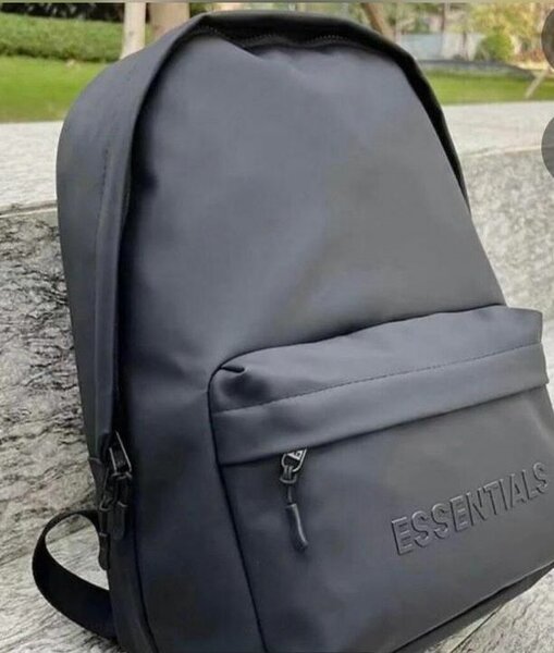 Sac à dos Essentials élégant