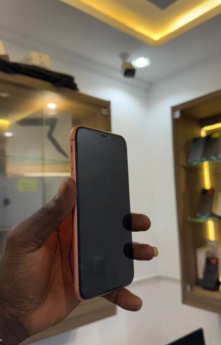 iPhone XR