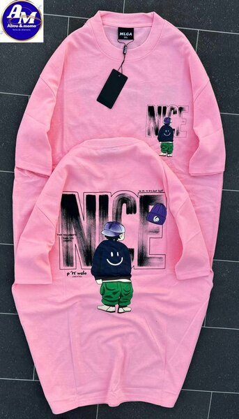 T-shirts roses graphiques tendance