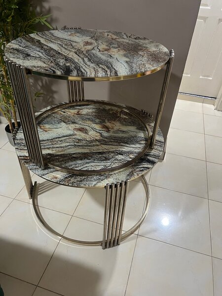 Table basse en marbre élégante