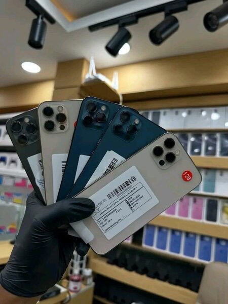 iPhone 12 Pro Max 128GB Débloqué