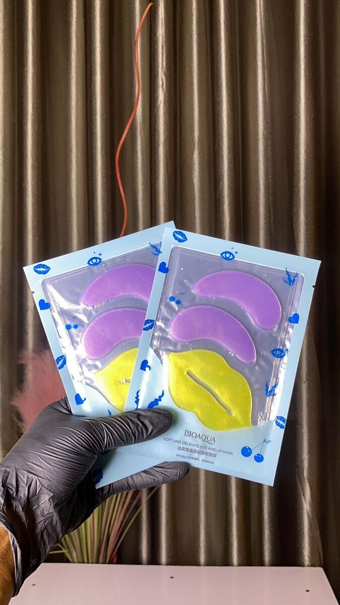 Lip and eye mask , scrunchies going for 10 cedis each