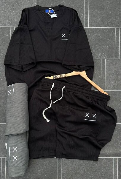 Ensemble de sport décontracté