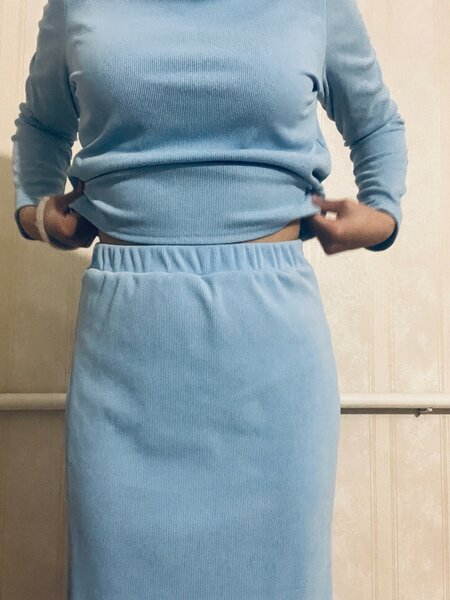 Продаю новую нежно-голубую двойку