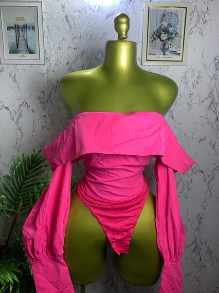 Body féminin à manches longues