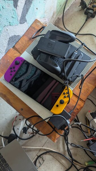 Chipped PS4s And Nintendo switch Oled