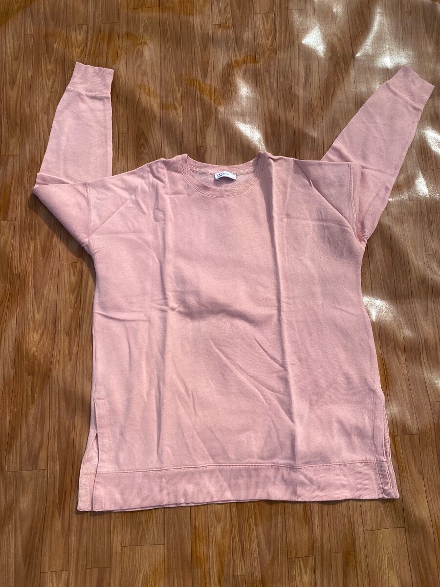 Plain peach sweatshirt