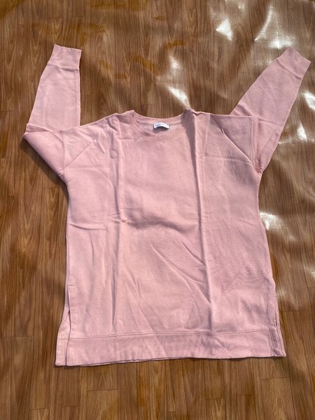 Plain peach sweatshirt