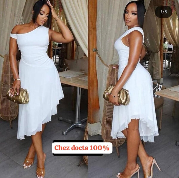 Robe Blanche Asymétrique Élegante