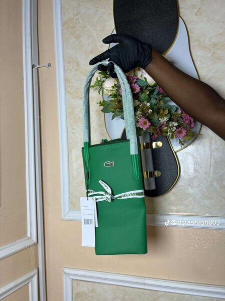 Sac à main élégant vert